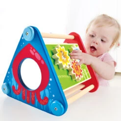 Houten Activiteitenbox – Take Along Activity Box -Bruder Winkel activiteiten box hape e0434a 1