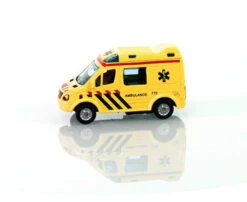 Ambulance Pull Back Met Licht En Geluid -Bruder Winkel ambulance kidsglobe 510643 1 1
