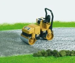 Bruder 02433 CAT Wals Asfalteerwals Caterpillar -Bruder Winkel bruder 02433 caterpillar straatwals speelactief.nl