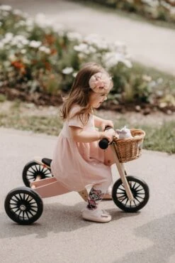Tiny Tot Plus Loopfiets – Kinderfeets Rose -Bruder Winkel loopfiets kinderfeets tiny tot plus rose 4 scaled 1