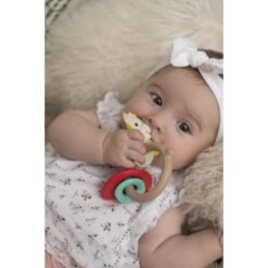 Sophie De Giraf So Pure Natur Chew Rammelaar -Bruder Winkel sophie de giraf so pure natur chew rammelaar 3